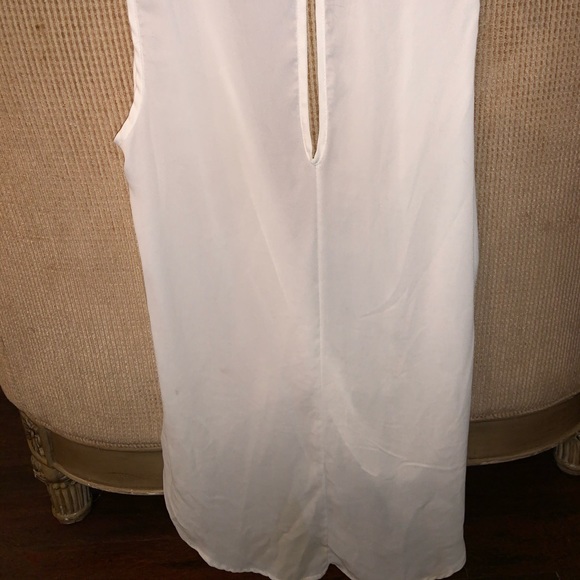 Sleeveless comfortable and sleek - Picture 1 of 2